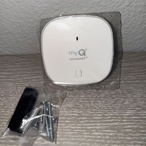 MyQ My Connection  Garage-Door-Sensors White MYQ-G0402